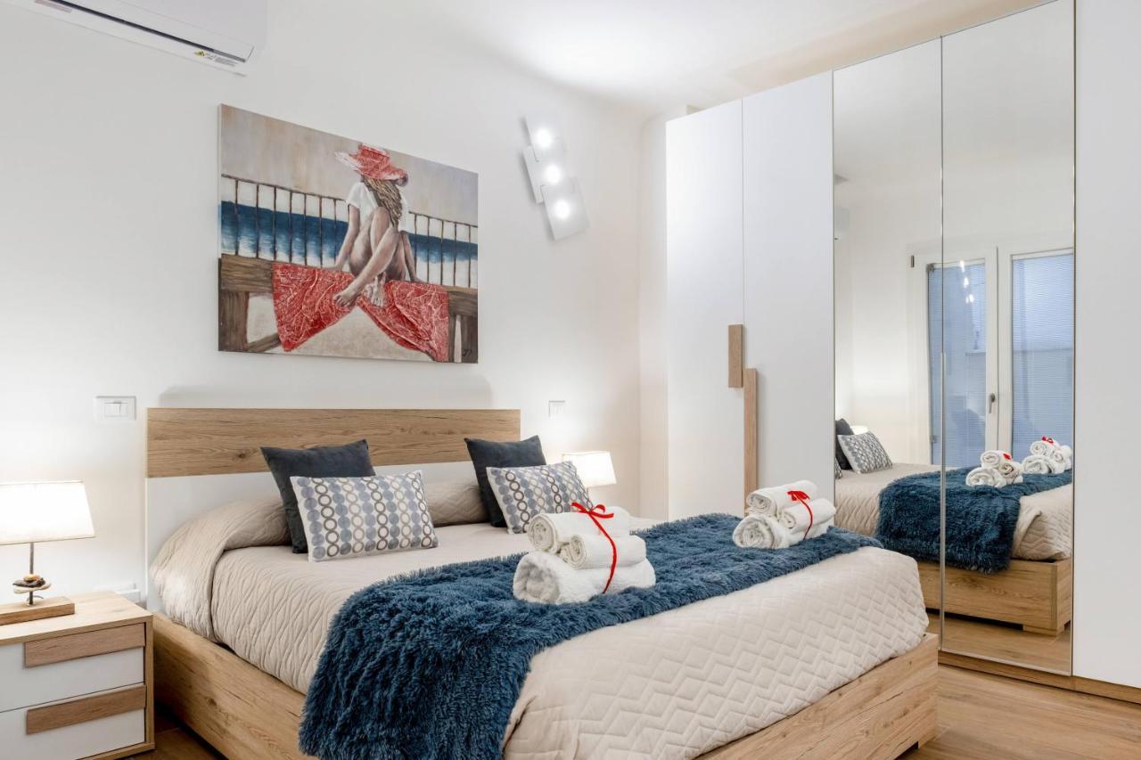 Donna Teresa Central & Cozy Apartment Taranto Exterior foto